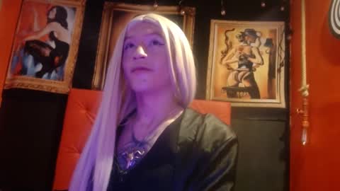 megannixx online show from 10.12.25