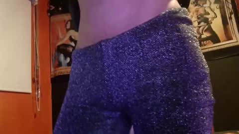 megannixx online show from 10.15.25