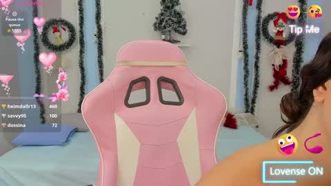 Megan Queen online show from 12.22.24