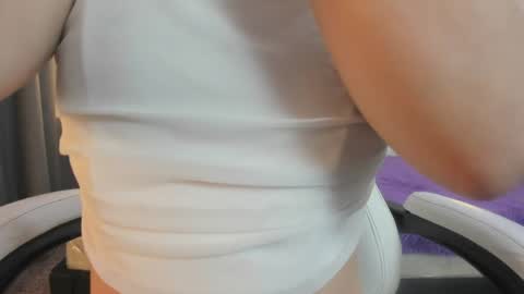 Megan Queen online show from 07.04.26