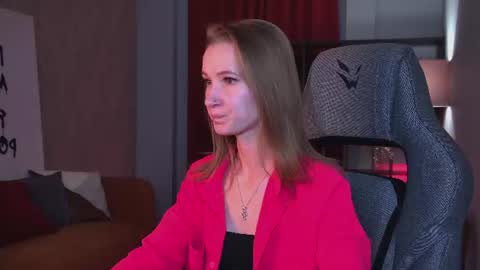 Snapshot of meganrodgers chatting on 08.05.26 megan online show from 08.05.26