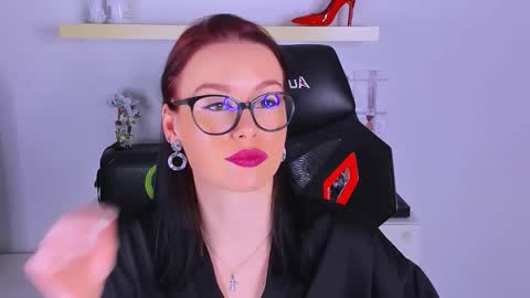 Snapshot of meganstones chatting on 10.05.25 Megan online show from 10.05.25