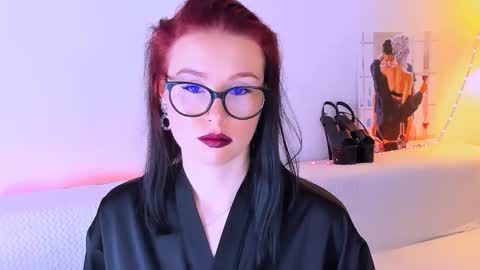 Snapshot of meganstones chatting on 10.06.25 Megan online show from 10.06.25