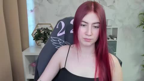 Snapshot of meganx_candy chatting on 01.07.25 Megan online show from 01.07.25