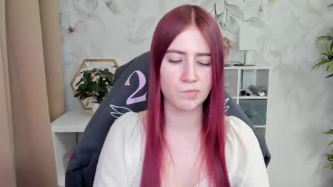 Snapshot of meganx_candy chatting on 01.10.25 Megan online show from 01.10.25