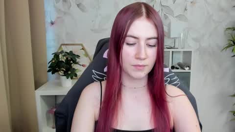Snapshot of meganx_candy chatting on 01.14.25 Megan online show from 01.14.25