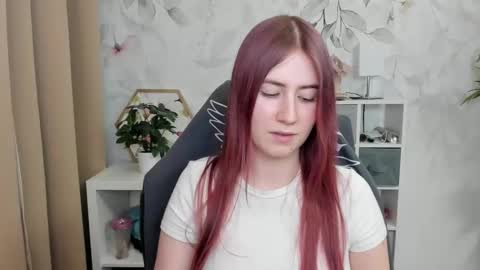 Snapshot of meganx_candy chatting on 01.22.25 Megan online show from 01.22.25