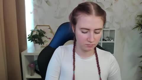Snapshot of meganx_candy chatting on 01.24.25 Megan online show from 01.24.25