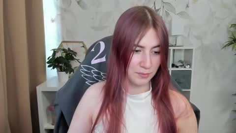 Snapshot of meganx_candy chatting on 01.27.25 Megan online show from 01.27.25