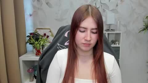 Snapshot of meganx_candy chatting on 02.27.25 Megan online show from 02.27.25