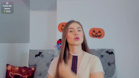 Snapshot of meganysammy chatting on 10.22.25 megansammy online show from 10.22.25