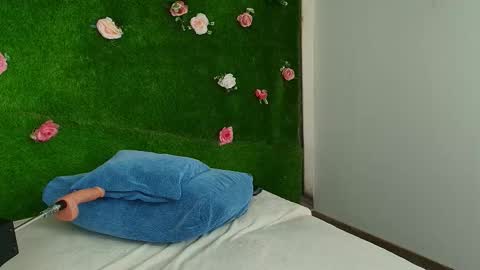 megatitts_ online show from 03.15.26