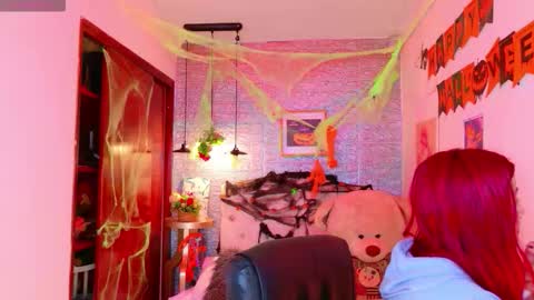 Snapshot of meghan_nill chatting on 10.28.25 Meghan online show from 10.28.25