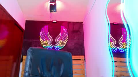 Snapshot of meghan_nill chatting on 03.26.26 Meghan online show from 03.26.26