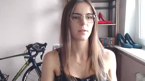 Megi online show from 05.05.26