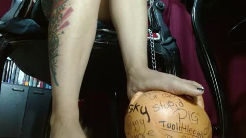 Snapshot of megoddessara chatting on 06.29.26 Goddess Sara online show from 06.29.26