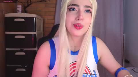 Megumi online show from 01.05.25