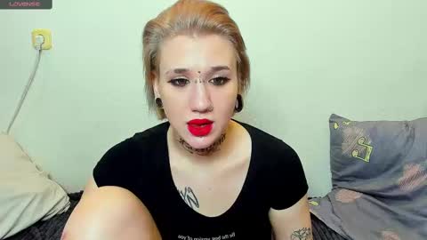 Snapshot of megumimur_ chatting on 12.31.24 Megan Megumi online show from 12.31.24