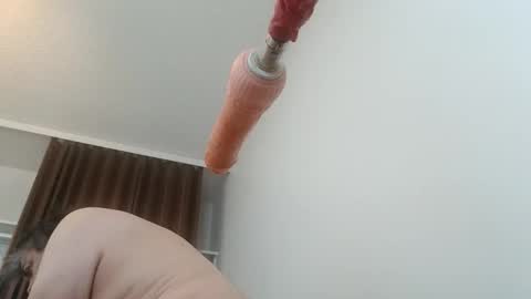 Snapshot of meheriuk68 chatting on 11.02.25 meheriuk68 online show from 11.02.25