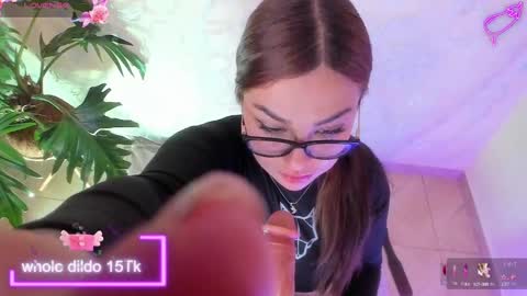 Snapshot of mei_millers chatting on 02.05.25 MELISSA online show from 02.05.25