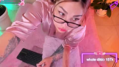 Snapshot of mei_millers chatting on 02.11.25 MELISSA online show from 02.11.25