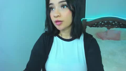 IG soymeily oficial  online show from 02.22.26