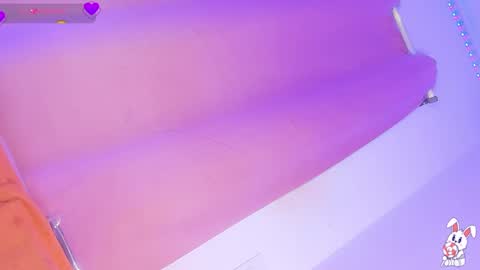 Snapshot of mejialuisa0142 chatting on 01.05.25 Luisa online show from 01.05.25