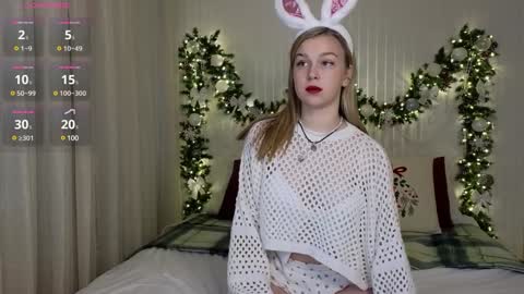 Snapshot of mel_nelson chatting on 12.18.24 Mel online show from 12.18.24