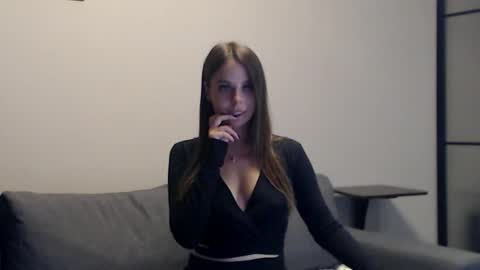 meladams online show from 09.20.25