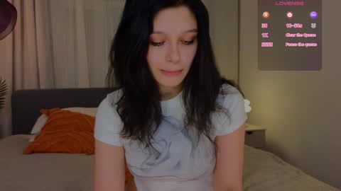 mel online show from 12.04.24