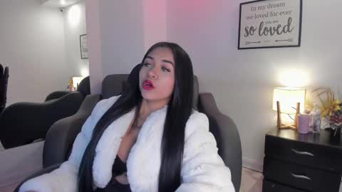 melan_owen online show from 02.08.26
