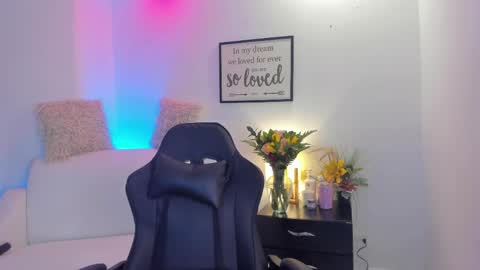 melan_owen online show from 06.08.26