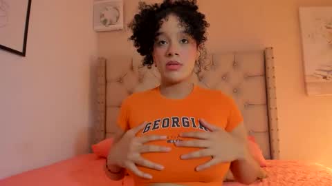 melania_xtreme online show from 12.22.25