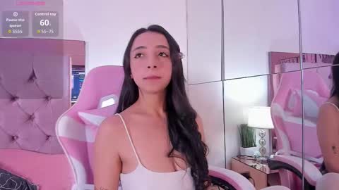 Snapshot of melanie__hills chatting on 02.27.26 Melanie online show from 02.27.26