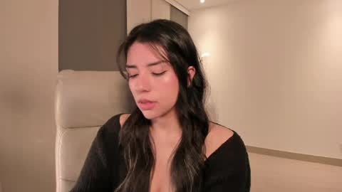 Snapshot of melanie_owo chatting on 04.01.26 Melanie online show from 04.01.26