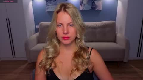 Melanie Bennett online show from 06.19.26