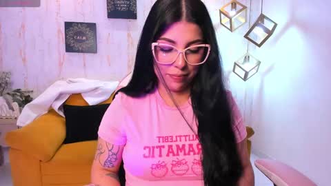 Snapshot of melaniegrayx chatting on 02.17.25 melaniegrayx online show from 02.17.25