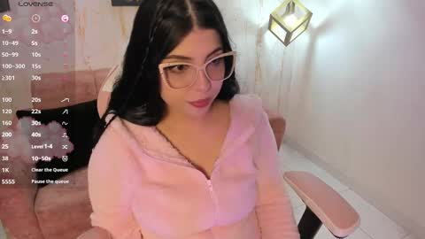 Snapshot of melaniegrayx chatting on 02.24.25 melaniegrayx online show from 02.24.25