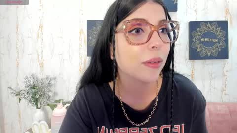 Snapshot of melaniegrayx chatting on 03.07.25 melaniegrayx online show from 03.07.25