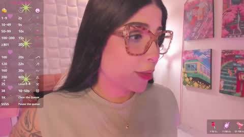 Snapshot of melaniegrayx chatting on 09.10.25 melaniegrayx online show from 09.10.25