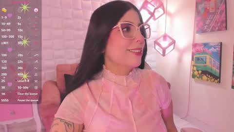 Snapshot of melaniegrayx chatting on 09.22.25 melaniegrayx online show from 09.22.25