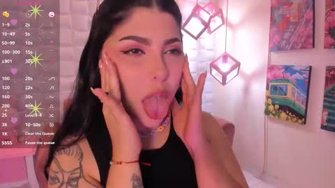 Snapshot of melaniegrayx chatting on 10.10.25 melaniegrayx online show from 10.10.25