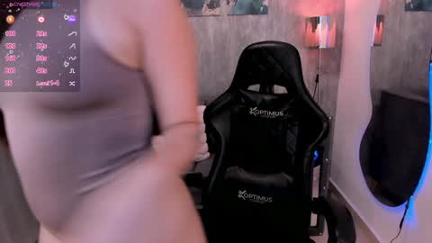 Snapshot of melaniehudson_ chatting on 02.02.25 Melanie online show from 02.02.25