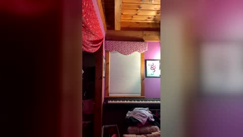 melaniemae online show from 02.21.26