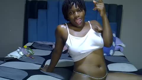 Snapshot of melanin_moon chatting on 06.28.26 Moon online show from 06.28.26