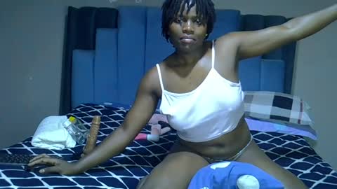 Snapshot of melanin_moon chatting on 07.07.26 Moon online show from 07.07.26