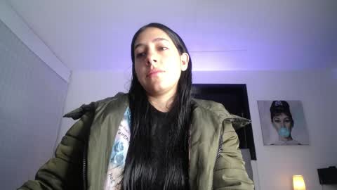 Snapshot of melanny_petite chatting on 04.29.26 melanny_petite online show from 04.29.26