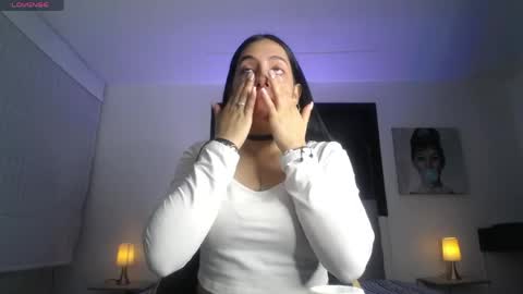 Snapshot of melanny_petite chatting on 05.07.26 melanny_petite online show from 05.07.26