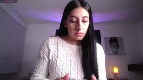 Snapshot of melanny_petite chatting on 06.03.26 melanny_petite online show from 06.03.26