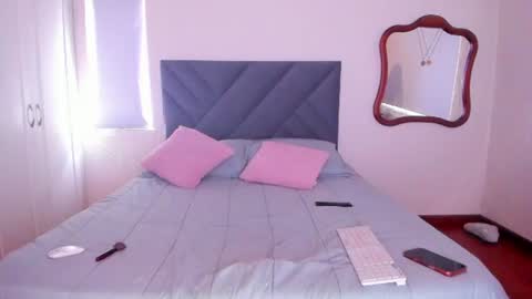 melany_arizaaa online show from 06.17.26
